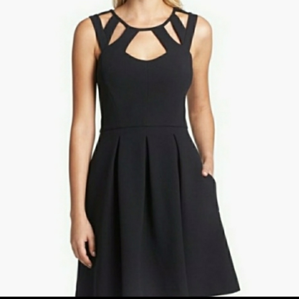 Betsey Johnson Whimsigoth Witchy Classy Cut Out Sleeveless Black Dress size 4